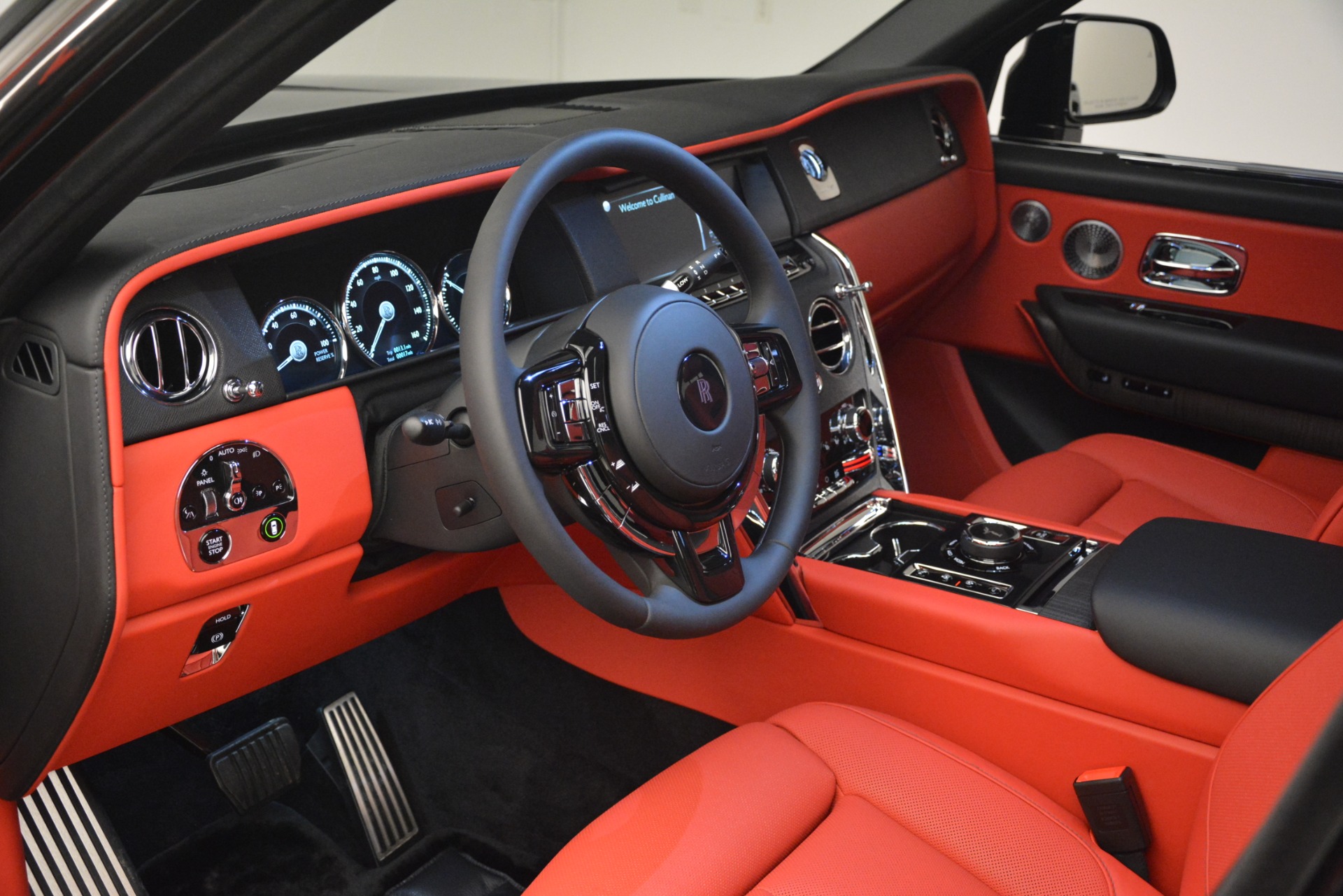 New-2019-Rolls-Royce-Cullinan